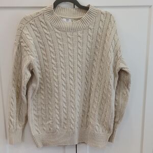 GAP Women's Beige Cable Knit Crewneck Sweater